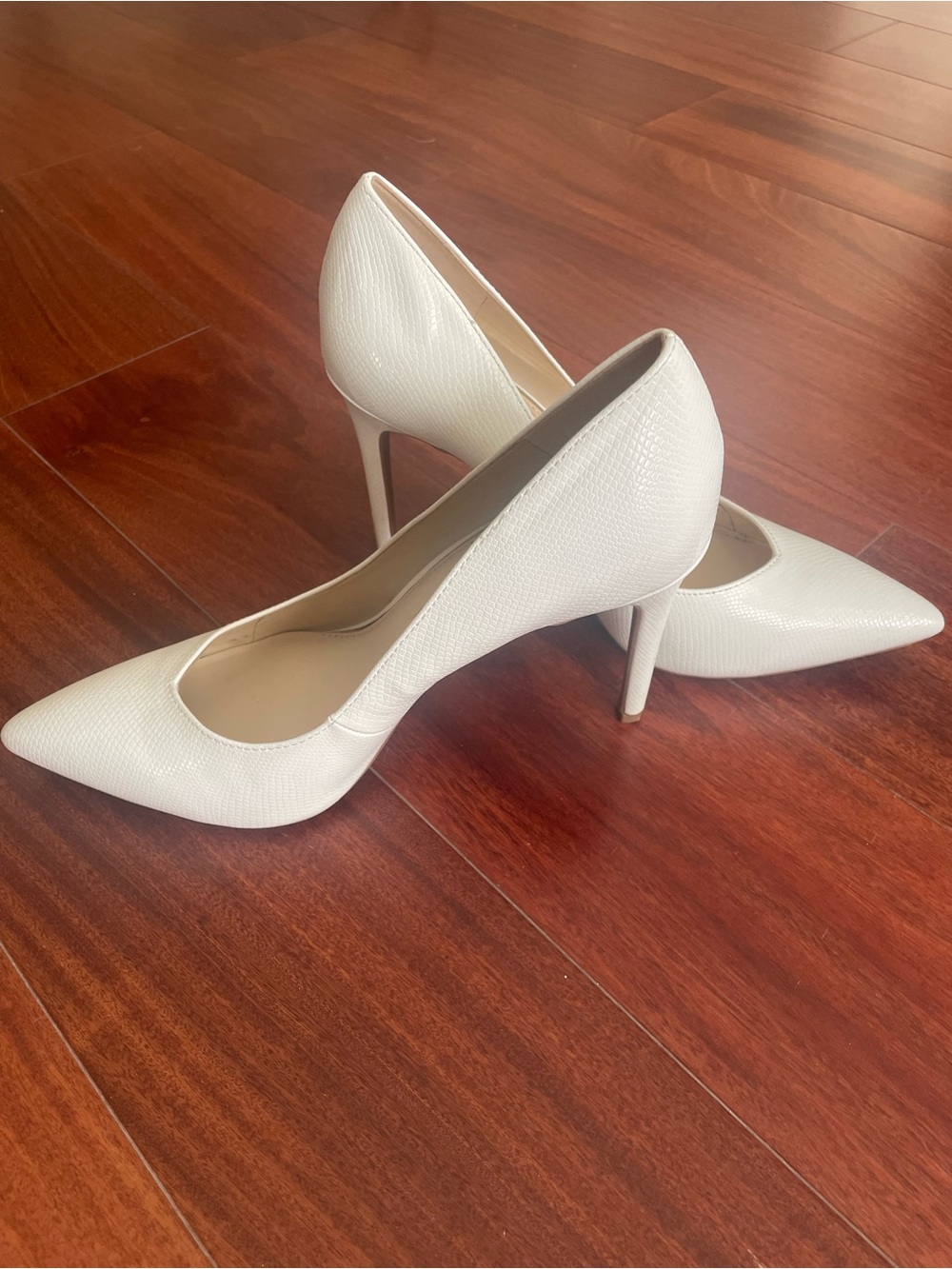 OFFERS OPEN! Size 8 heels white Jessica Simpson White Pointed Toe High Heels - Picture 8 of 11